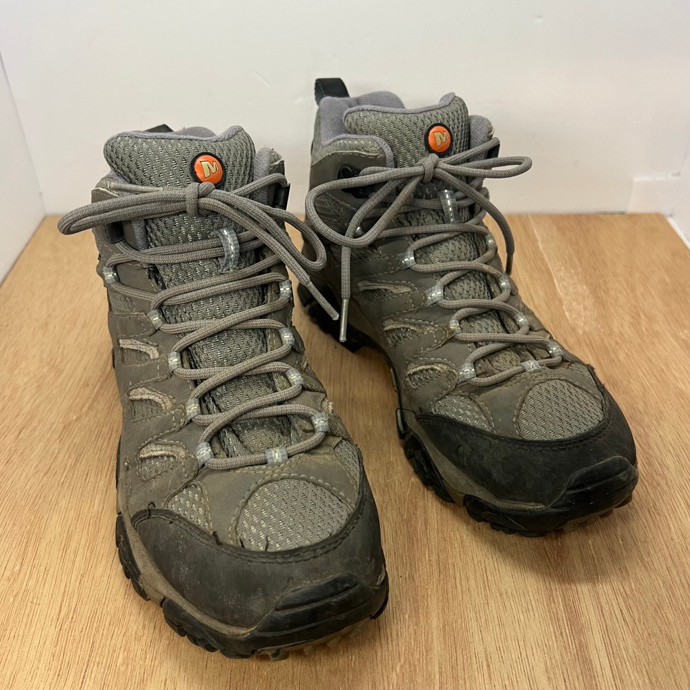MERRELL Moab Mid Gore-Tex Womens Size 8 Grey Periwinkle Hiking Boots J87316
